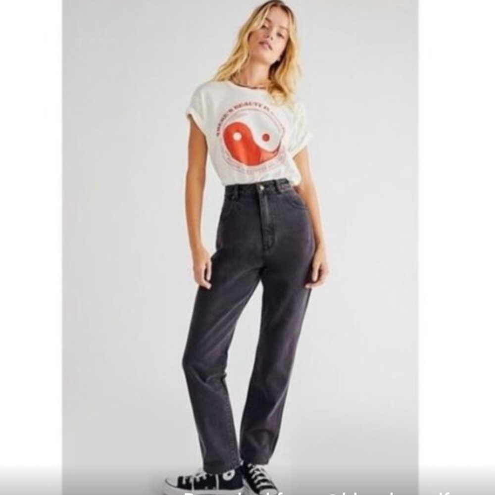 New Rollas Elle super high relaxed Paris black jeans Size 25